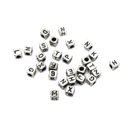 Мънисто метализе куб с букви 6.5x6.5 мм дупка 3.5 мм -20 грама ~110 броя