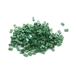 Mărgele de sticlă tip MIYUKI Jumătate TILA 5x2,3x1,9 mm gaură 0,75~0,85 mm Ceylon verde perlat -4 grame ~85 buc.