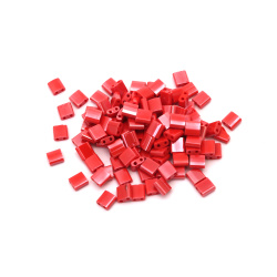 Mărgele de sticlă tip MIYUKI TILA 5x5x1,9 mm gaură 0,8 mm roșu perlat ceylon -4 grame ~41 buc.