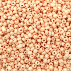 Glass Beads / 4 mm / Solid Pearl Pale Pastel Peach - 20 g ~ 240 pieces