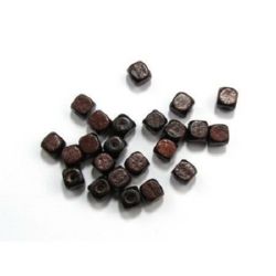 Κύβος, χάντρα, ξύλο 8x8 mm τρύπα 3 mm καφέ -50 γραμμάρια ~ 220 τεμάχια