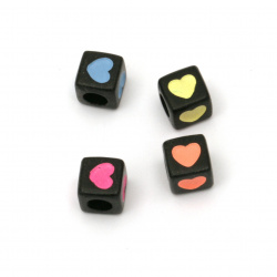 Margele cub două culori  cu inimă gaură de 7x7 mm 4 mm culoare negru -20 grame ~ 75 bucăți