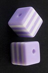 Мънисто резин куб 8x8x7 мм дупка 2 мм лилаво с бяло райе -50 броя