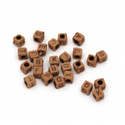 Margele Antic  cub cu litere 6x6,5x6,5 mm gaura 3 mm -50 grame ± 210 buc