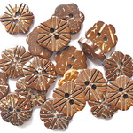 Coconut flower shaped flat button15 mm hole - 5 pieces