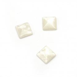 Мънисто резин тип кабошон имитация седеф квадрат 8x8x2.5 мм цвят бял -10 броя