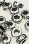 Мънисто метализе шайба 8x4 мм дупка 4 мм сребро -20 грама ~136 броя
