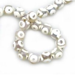 Natural White Agate Faceted, Round Beads  8mm ~ 47 pcs