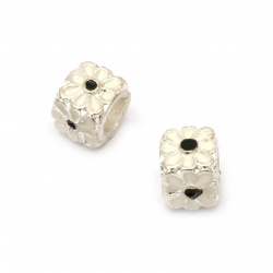Metal Cube ART Bead with Painted Flowers, Silver and White,  10x10 mm, Hole: 5.5 mm