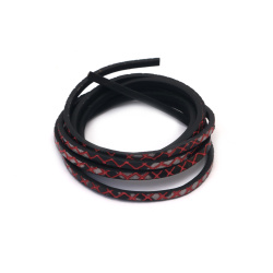 Шнур изкуствена кожа 3x2 мм цвят черен със сиво и червена щампа -1.20 метра