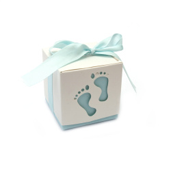 Cutie pliabila din carton pentru bebelus cu picioare 6x6x6 cm culoare albastru deschis