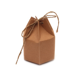 Πτυσσόμενο κουτί για δώρο από χαρτόνι 6,8x9,5cm κραφτ με σπάγκο