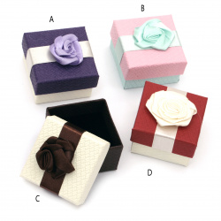 Gift boxes  50x50 mm ASSORTED