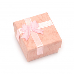 Not Available Online. You can also buy at EM ART stores and at 0884400631 Jewelry box 40x40 mm pink