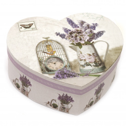Vintage Style Heart-Shaped Gift Box / 210x240x100 mm