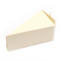 Κουτάκι δώρου από χαρτόνι σε σχήμα τούρτας 12x6,5x6 εκ. βανίλια -1 τεμάχιο