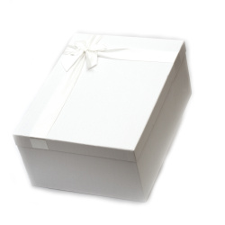 Кутия за подарък с панделка 21x14x8.5 см цвят бял
