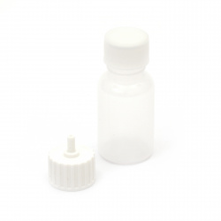 Flacon plastic cu dozator 6,85x3,1 cm 30 ml
