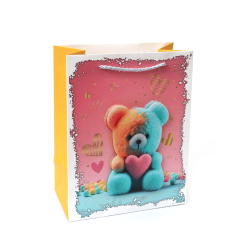 Pungă cadou din carton 18x23x10 cm Ursuleț de pluș 3D îndrăgostit