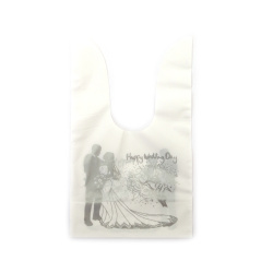 Elegant White PE Gift Bags 10x17 cm with Silver Print & “Happy Wedding Day” Bride and Groom Design – Set of 50