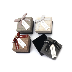 Stoc epuizat. Primeste notificare pe email cand produsul revine in stoc Cutie de bijuterii 5x5 cm culori diferite - 24 buc