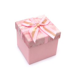 Cutie cadou 10x10x9,5 cm roz cu capac imitație marmură
