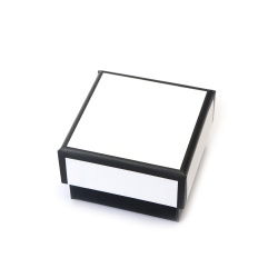 Кутия за бижута 5x5 см цвят бяло и черно