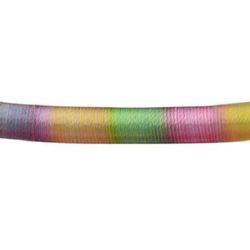 Καοτσούκ κορδόνι 5 mm με τρύπα 3 mm ντυμένο με πολύχρωμη κλωστή -46 cm