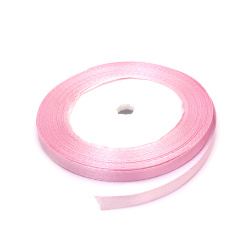 Panglica de satin / pentru decor / 6 mm roz deschis ~ 22 metri