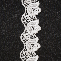 Strip of Crocheted Lace with Floral Pattern / 50 mm / White - 1 meter