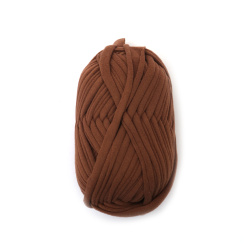 Fir panglică tricotat maro deschis, 100% poliester – 100 g – ideal pentru croșetat, tricotat și proiecte DIY creative