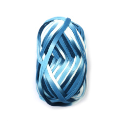 Panglică tricotată din fire 100% poliester melanj culoare alb, albastru - 100 grame