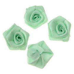 Декоративни рози от плат цвят светло зелен 25 мм -10 броя