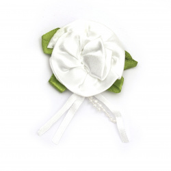 Satin trandafir 50 mm cu frunze  si de culoare  alb -5 bucăți