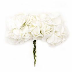 Букет от гумирани рози и хартия цвят бял 25x20 мм -12 броя