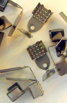 Метални накрайници двойни 5x11 мм със зъб цвят цвят антик бронз -50 броя