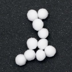 FIRST QUALITY White Pompoms / 6 mm - 50 pieces