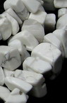 HOWLITE Gemstone Chip Beads Strand 5-7 mm ~ 90 cm