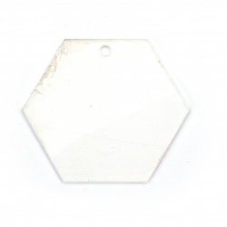 Hexagon din plexiglas pentru decor 43x50x2,5 mm gaura 3 mm