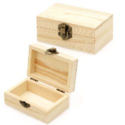 Unfinished Wooden Box with metal clasp 110x70x45 mm 