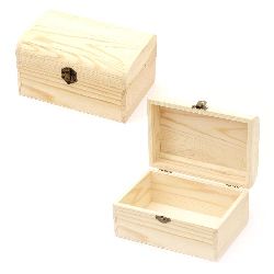 Wooden chest 155x95x85 mm rounded with metal clasp