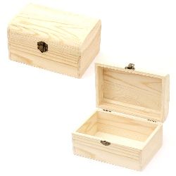 Natural Wooden Box with Round Lid and Retro Metal Clasp for Decorating / 185x130x105 mm 