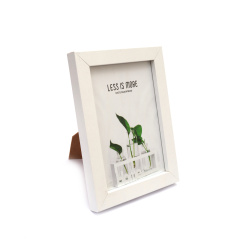 Photo frame for photo, 13x18 cm, color white