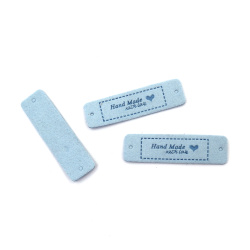 Ετικέτα από μαλακό σουέτ 40x1,5 mm με επιγραφή Handmade και καρδιά, χρώμα γαλάζιο - 10 τεμάχια