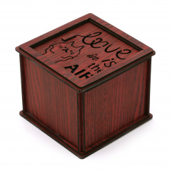 Ξύλινο κουτί για σουβενίρ με τριαντάφυλλο 78x92 mm επιγραφή LOVE in is te AIR  