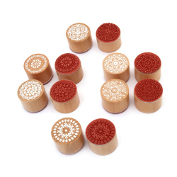 Set of Round Wooden Stamps 30x30 mm Floral motifs - 6 pieces