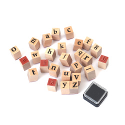 Holz-Alphabet Stempelset – 26-tlg. Kleinbuchstaben 15 x 24 mm, mit Stempelkissen 24 x 24 mm, assortiert, für Basteln & Scrapbooking