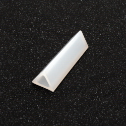 Mold din silicon / forma / bijuterii triunghiulare 16x14x50 mm