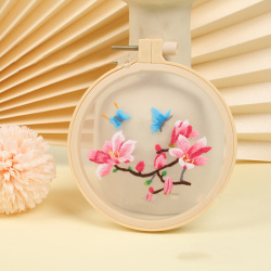 Creative Set for Embroidery 12x12 cm, Includes: Hoop, Threads, Needles and Accessories - N3010