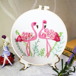Creative Embroidery Kit, 20x20 cm, with Embroidery Frame, Threads, Needles, and Accessories - N1024